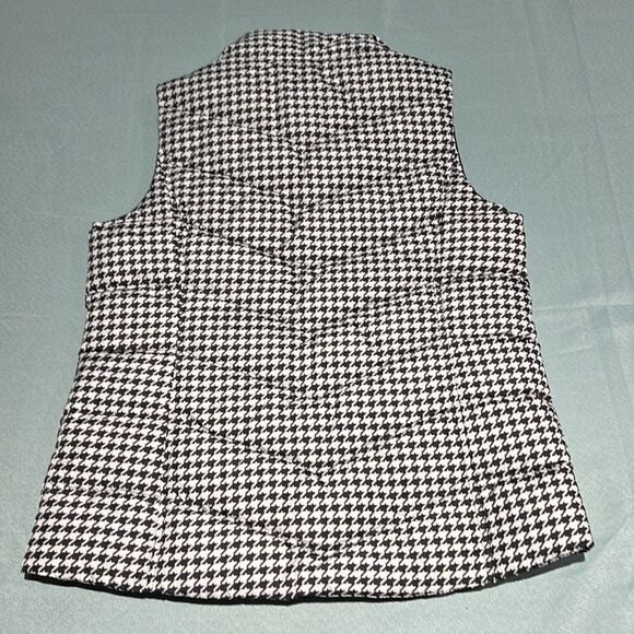 ☘️NWT Lands’ End 600 Fill Down Puffer Vest☘️ - Picture 5 of 7